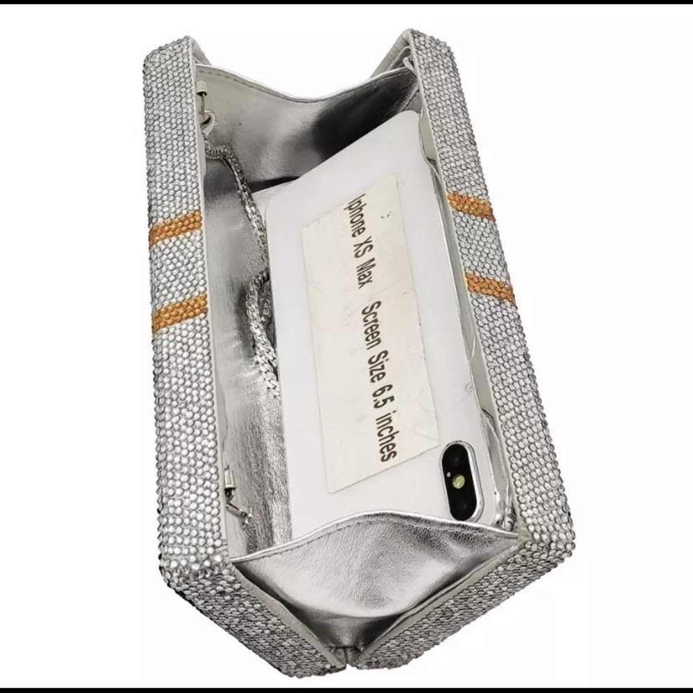 Money Bagg - Picture 4 of 5